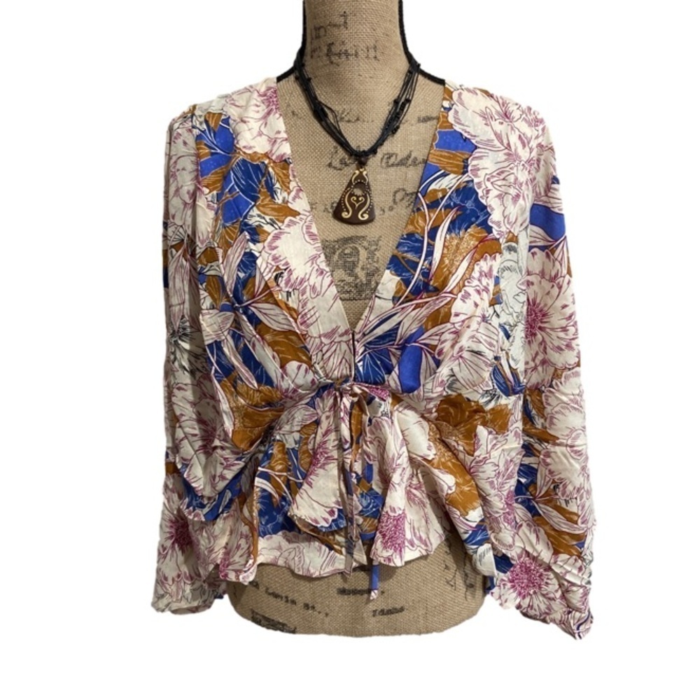 Band of Gypsies Floral Tie-Front Blouse in White, Blue, Brown